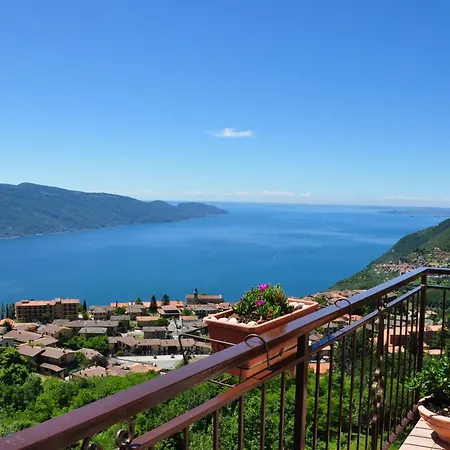 Stella Del Garda 1 Con Balcone Tignale