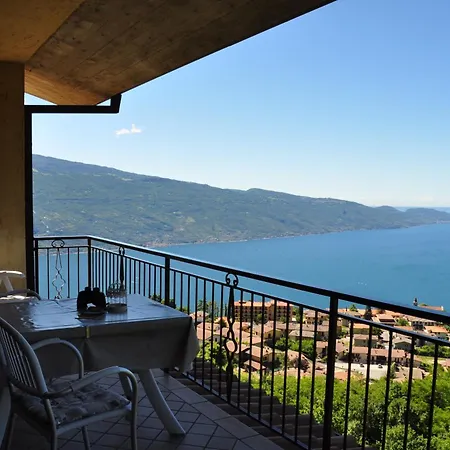 Stella Del Garda 1 Con Balcone