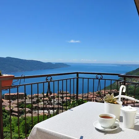 Stella Del Garda 1 Con Balcone * Tignale