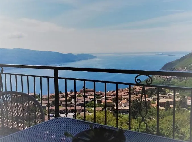 Stella Del Garda 1 Con Balcone